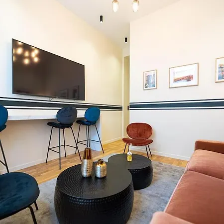 Apartamento Lovely Flat In Eiffel Tower Area